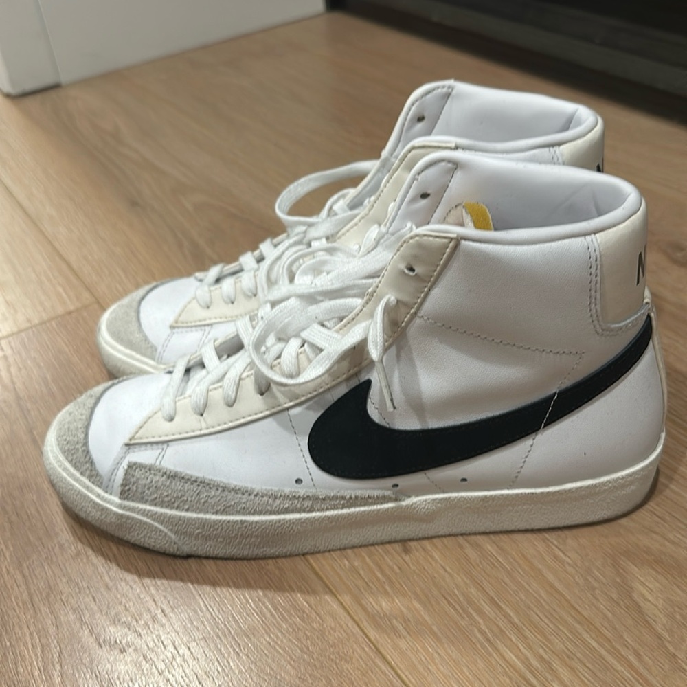 Nike blazer